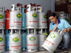 Từ 7h30 s&aacute;ng 1/8, gi&aacute; gas sẽ tăng kỉ lục