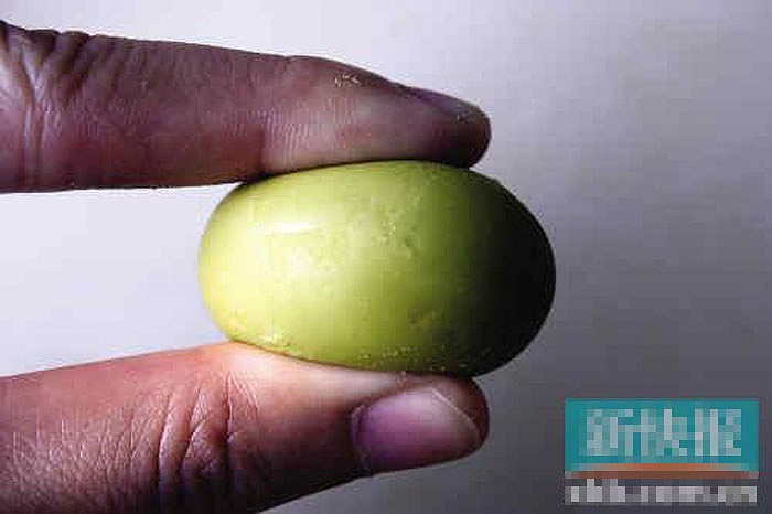 Lại xuất hiện trứng g&agrave; giả l&agrave;m bằng nhựa 3