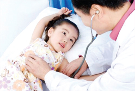 Coi chừng lo&eacute;t dạ d&agrave;y - t&aacute; tr&agrave;ng 1