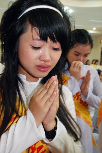 Lễ Vu Lan: Ai c&ograve;n cha mẹ... xin đừng thờ ơ!