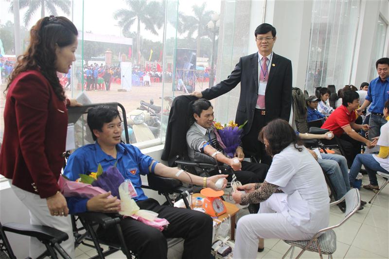 Hiến máu tình nguyện một nghĩa cử cao đẹp