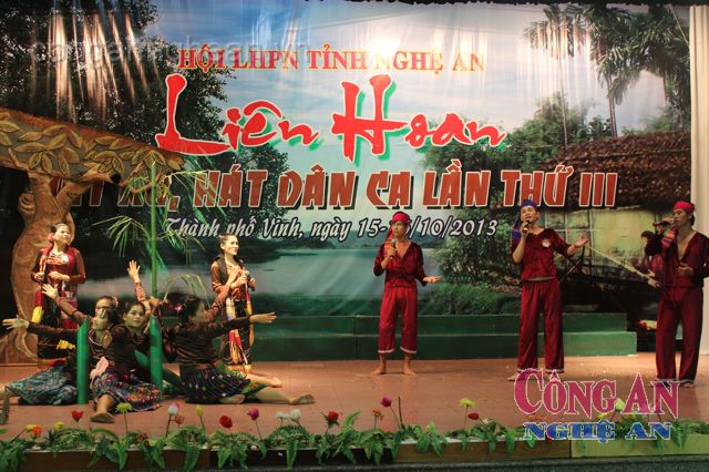 Cần phải có chính sách đãi ngộ dành cho các nghệ nhân dân gian để việc bảo tồn  các giá trị văn hoá của dân tộc được bền vững 