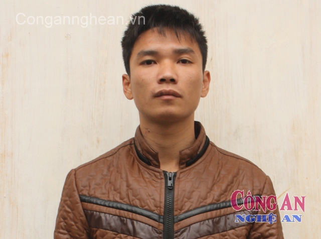 Đối tượng Hoàng Tiến Dũng tại cơ quan Công an