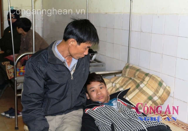 Em Chung đang được điều trị