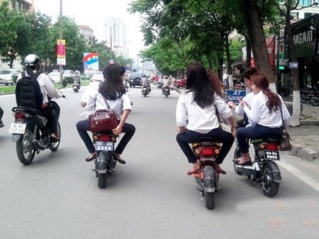 Trào lưu sử dụng xe đạp điện, xe máy điện đang lan rộng nhưng chưa được kiểm soát. Ảnh minh họa