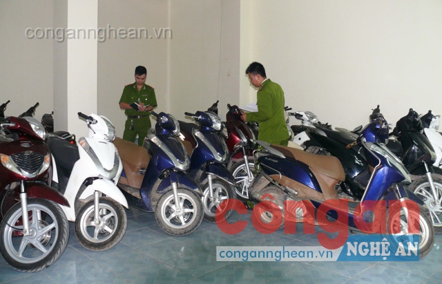 Tang vật cơ quan điều tra thu giữ