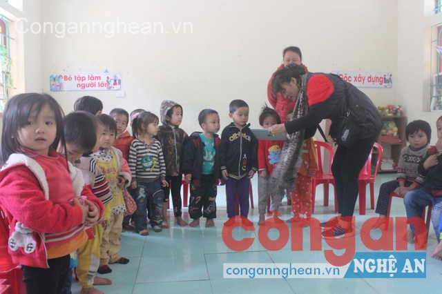 Tình trạng mất cân bằng giới tính đang ở mức “báo động đỏ”  trên địa bàn tỉnh Nghệ An