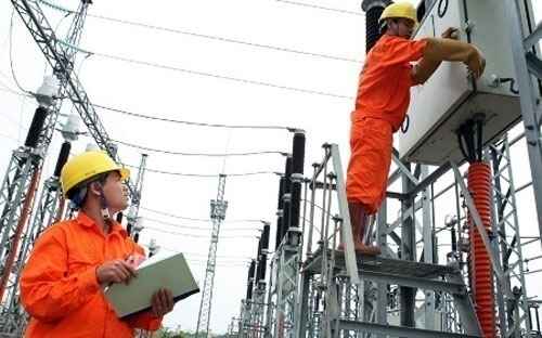 Chưa tăng giá điện nhưng EVN vẫn 'kêu khổ' với Chính phủ