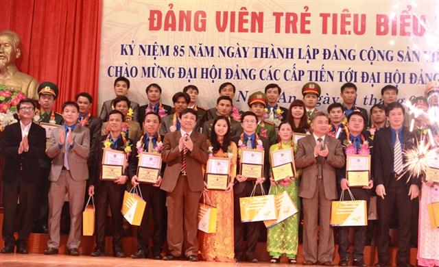  35 Đảng viên trẻ tiêu biểu được tuyên dương