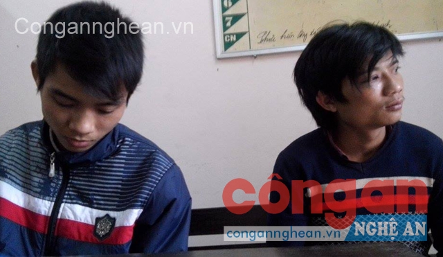 Thắng và Kiên tại cơ quan điều tra