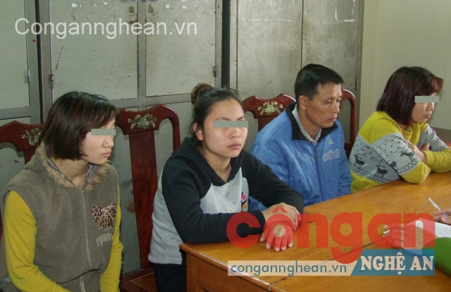Vợ chồng chủ chứa và gái mại dâm bị bắt trong vụ việc