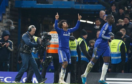 Willian sắm vai người hùng của Chelsea với bàn thắng ở phút thứ 89