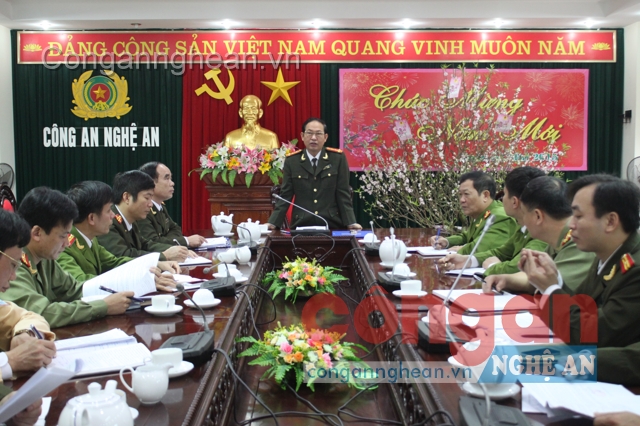 Đại tá Nguyễn Tiến Dần, Phó giám đốc Công an tỉnh chủ trì hội nghị