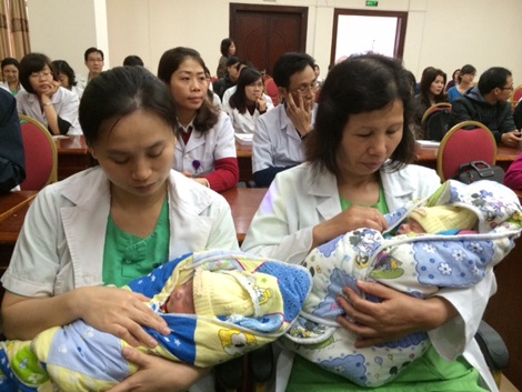 Hai bé Thiên Ân và Thiên Bảo đã xuất viện.