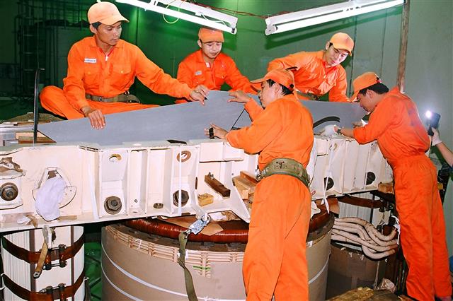 Các doanh nghiệp cần trang bị các điều kiện cần thiết về VSATLĐ-PCCN cho người lao động nhằm đảm bảo môi trường làm việc an toàn, hiệu quả