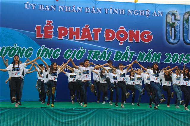 Văn nghệ chào mừng