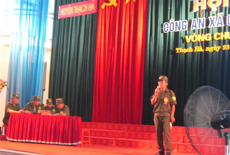 Tại hội thi