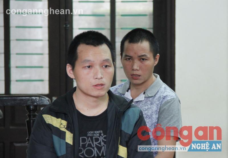 Hai bị cáo tại phiên tòa