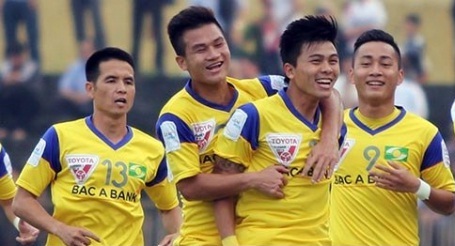 Mạnh Hùng ghi bàn những SLNA có trận hòa tiếc nuối