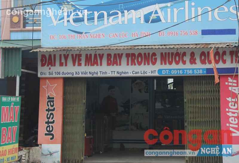 Phòng vé tại thị trấn Nghèn, nơi vợ chồng Mai lập ra để giao dịch 