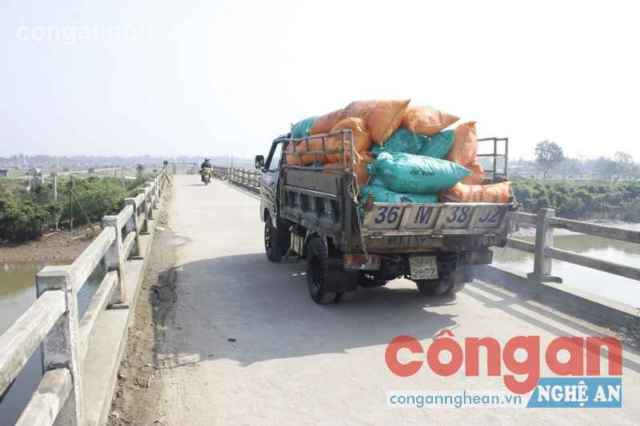 Cầu Diễn Kim có lưu lượng phương tiện khá lớn