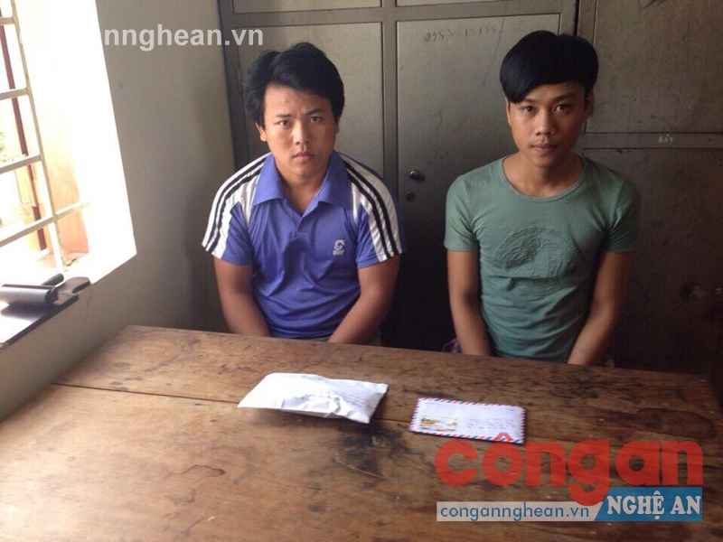 Hai đối tượng Nguyễn Văn Mỹ và Thò Bá Giờ cùng tang vật