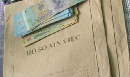 Lợi dụng nhu cầu tìm việc làm của người dân. nhiều đối tượng đã lừa đảo để chiếm đoạt tài sản. Ảnh minh họa