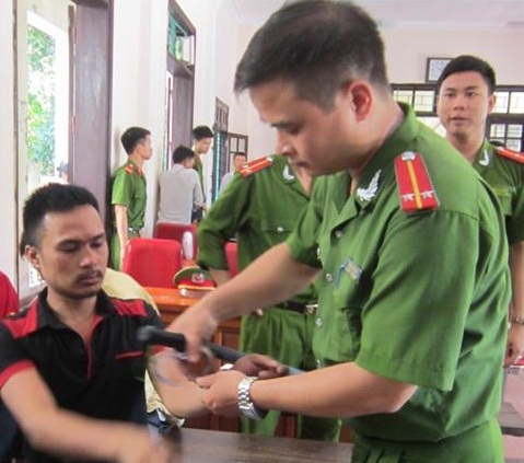 Bị cáo Phan Văn Tuấn  tại phiên tòa