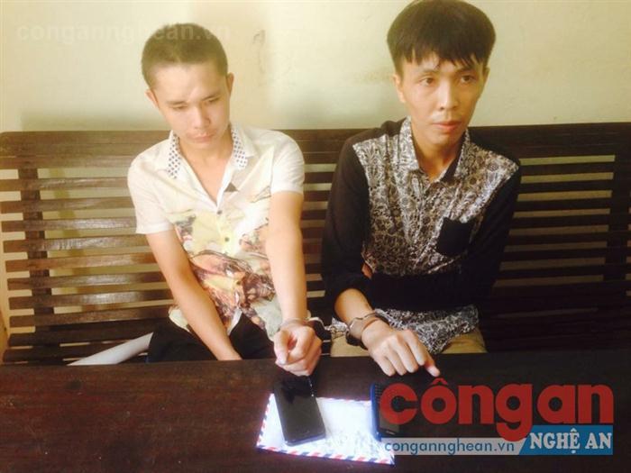 Đối tượng Nguyễn Nhật Tuấn và Nguyễn Xuân Anh cùng tang vật                    vụ án
