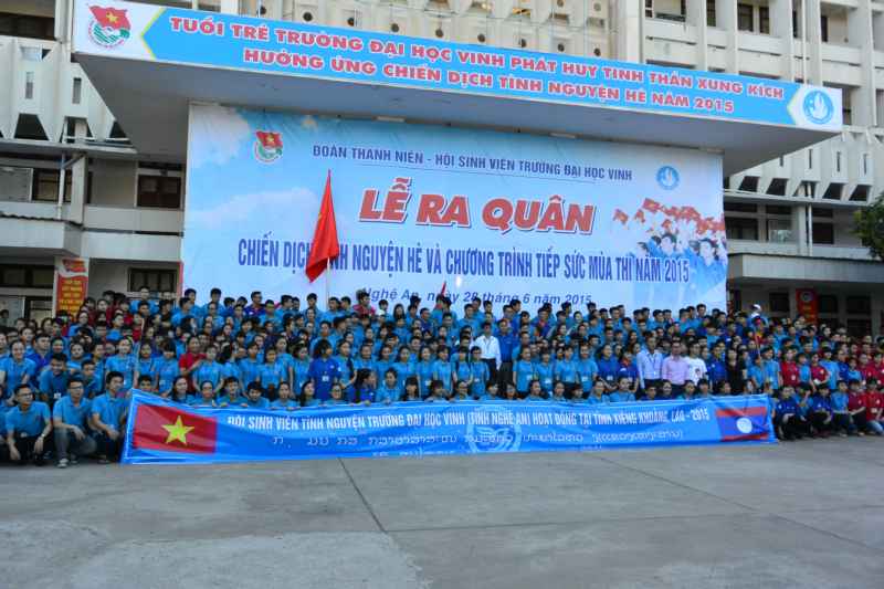 Lễ ra quân tình nguyện hè tại Đại học Vinh