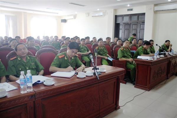 Các đại biểu dự hội nghị