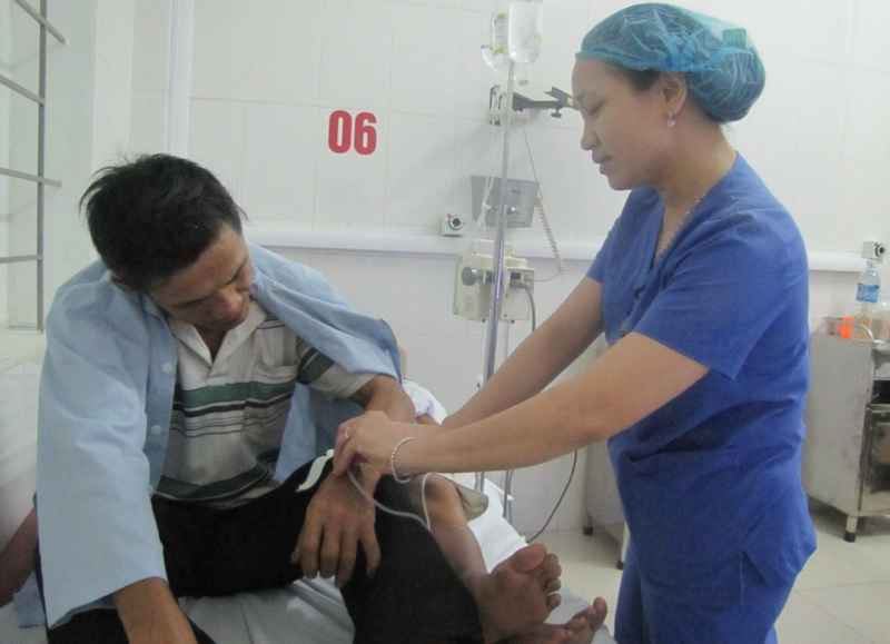 Bệnh nhân đang được điều trị giải độc