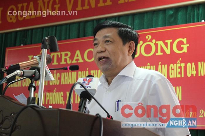 Đồng chí Nguyễn Xuân Đường, Chủ tịch UBND tỉnh đánh giá cao tinh thần, trách nhiệm và chúc mừng thành công của chuyên án