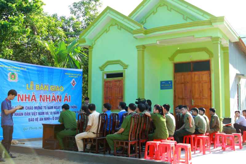 Căn nhà mới được xây dựng vững chắc, khang trang
