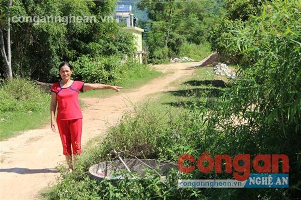 Bà Võ Thị Kim Liên đã từng hiến đất cho xóm để làm đường giao thông
