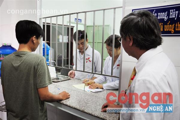 Cấp phát thuốc Methadone cho bệnh nhân tại cơ sở điều trị             luôn cần một nguồn kinh phí ổn định 