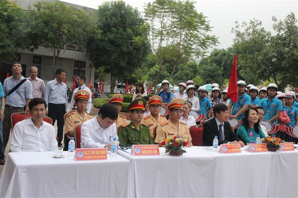 Các đại biểu tham dự