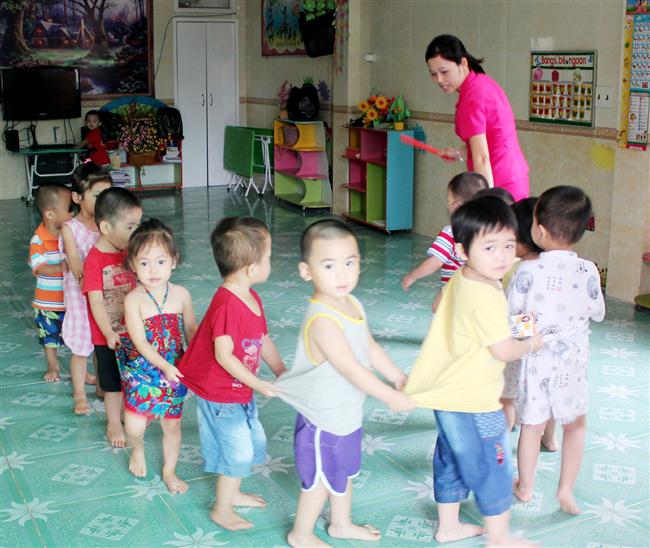 Trẻ em cần được yêu thương, chăm sóc và bảo vệ 