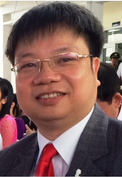 PGS.TS Bùi Văn Dũng - Trưởng khoa Kinh tế - Đại học Vinh