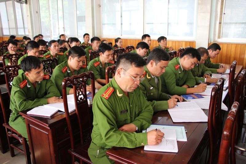 Tại buổi tập huấn, các học viên sẽ được quán triệt, hướng dẫn một số chuyên đề quan trọng về công tác thi hành án hình sự và hỗ trợ tư pháp
