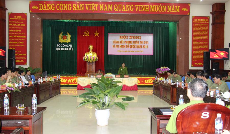 Toàn cảnh hội nghị
