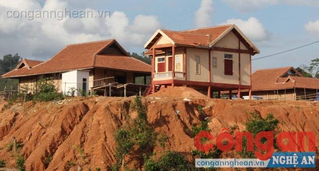 Người dân Khu tái định cư thủy điện Hủa Na đã “an cư” nhưng chưa thể “lạc nghiệp”