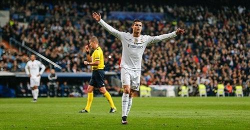  Ronaldo ghi tới 4 bàn vào lưới Malmo