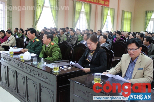 Các đại biểu tham dự hội nghị