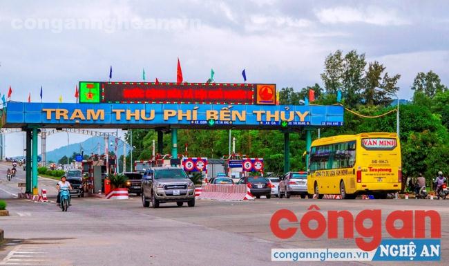 Trạm thu phí cầu Bến Thủy 1