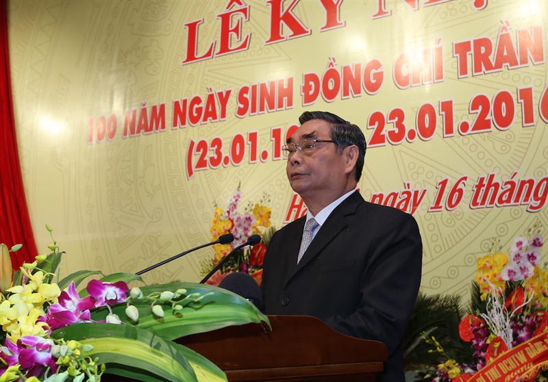 Thường trực Ban Bí thư Lê Hồng Anh trình bày diễn văn kỷ niệm