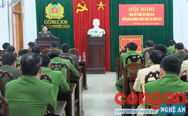 Toàn cảnh hội nghị.