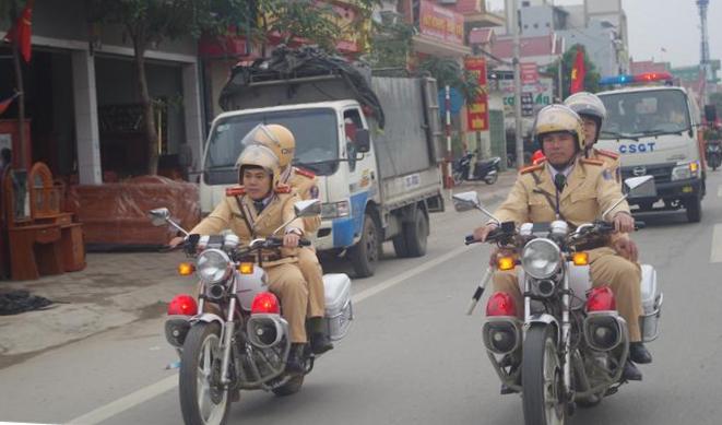Ra quân tuyên truyền tác hại về pháo