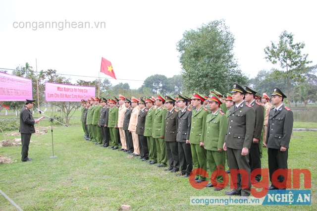 Công an tỉnh hưởng ứng 