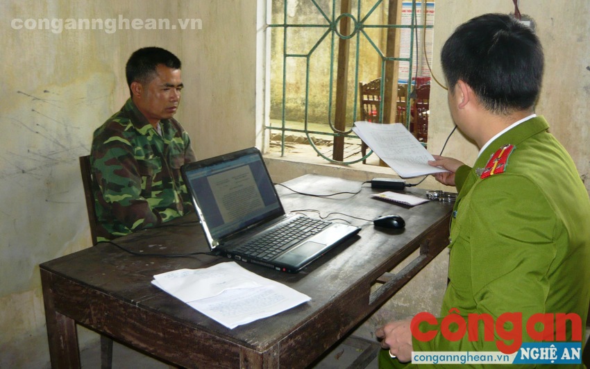 Đối tượng Lữ Văn Hoàng tại cơ quan điều tra